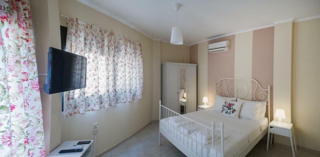 Villa Nicolas Plataria Exteriör bild